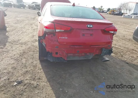 2017 Kia Forte S из США, поврежденный, VIN 3KPFL4A77HE051731